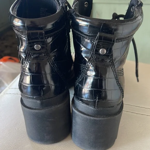 Steve Madden boots - Picture 5 of 8